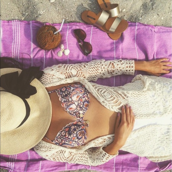 Cardigan - Picture 1 of 2